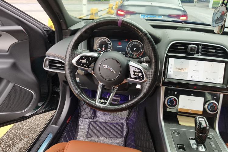 Used Jaguar XEL 2023 2.0T 250 PS R-DYNAMIC S Advanced Sport Edition Steering Wheel