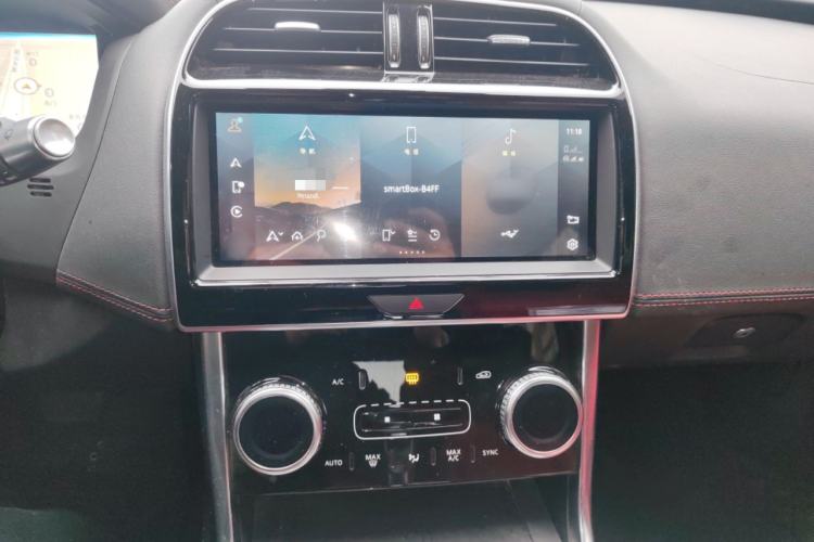 Used Jaguar XEL 2023 2.0T 250 PS R-DYNAMIC S Advanced Sport Edition Audio And AC Panel