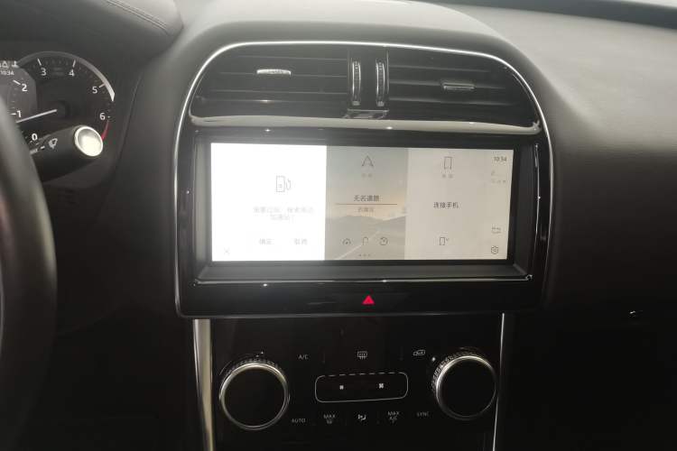 Used Jaguar XEL 2023 2.0T 200 PS R-DYNAMIC Youth Sports Edition Audio And AC Panel