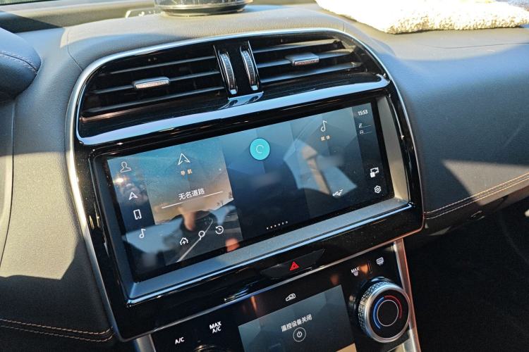 Used Jaguar XEL 2023 2.0T 250 PS R-DYNAMIC S Advanced Sport Edition Audio And AC Panel