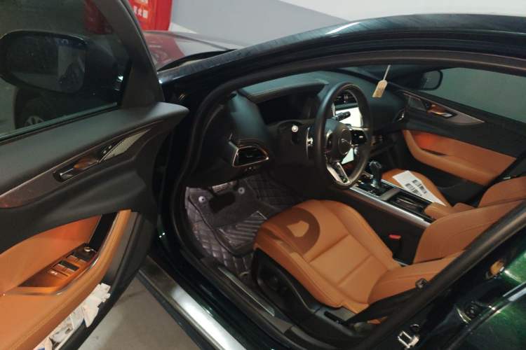 Used Jaguar XEL 2023 2.0T 250 PS R-DYNAMIC S Advanced Sport Edition Driver Seat