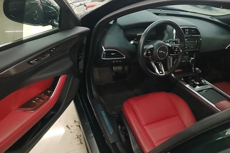 Used Jaguar XEL 2023 2.0T 250 PS R-DYNAMIC S Advanced Sport Edition Driver Seat