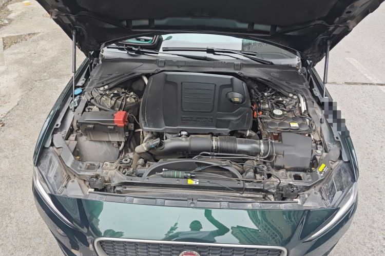 Used Jaguar XEL 2023 2.0T 250 PS R-DYNAMIC S Advanced Sport Edition Engine Bay