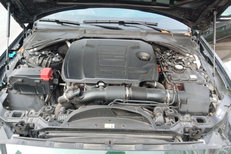 Used Jaguar XEL 2023 2.0T 250 PS R-DYNAMIC S Advanced Sport Edition Engine Bay