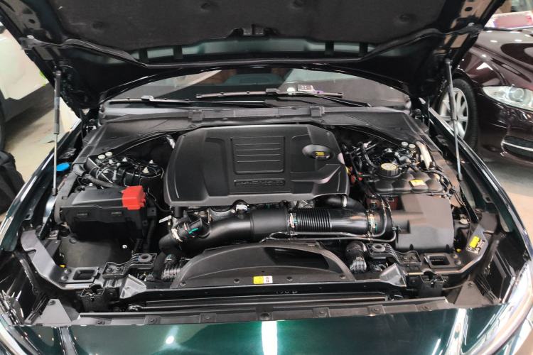 Used Jaguar XEL 2023 2.0T 250 PS R-DYNAMIC S Advanced Sport Edition Engine Bay