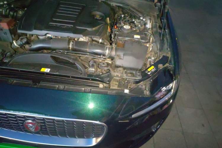 Used Jaguar XEL 2023 2.0T 250 PS R-DYNAMIC S Advanced Sport Edition Engine Bay Left