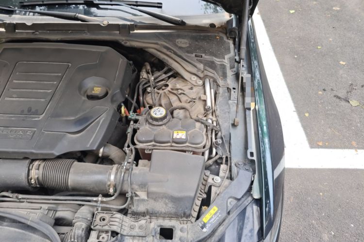 Used Jaguar XEL 2023 2.0T 250 PS R-DYNAMIC S Advanced Sport Edition Engine Bay Left