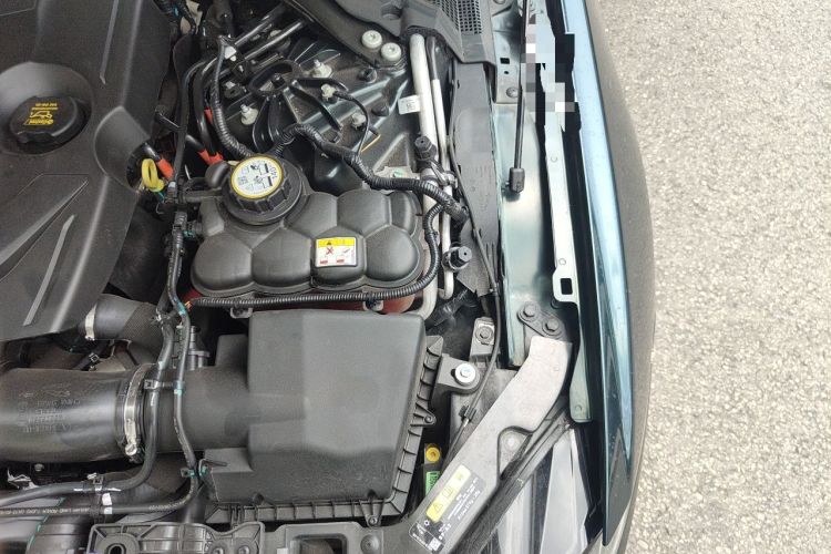 Used Jaguar XEL 2023 2.0T 250 PS R-DYNAMIC S Advanced Sport Edition Engine Bay Left
