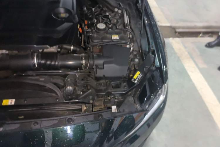 Used Jaguar XEL 2023 2.0T 250 PS R-DYNAMIC S Advanced Sport Edition Engine Bay Left
