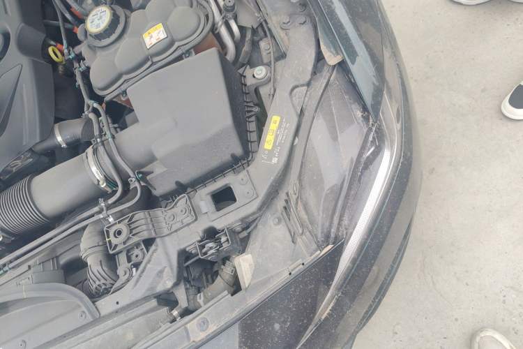 Used Jaguar XEL 2023 2.0T 250 PS R-DYNAMIC S Advanced Sport Edition Engine Bay Left