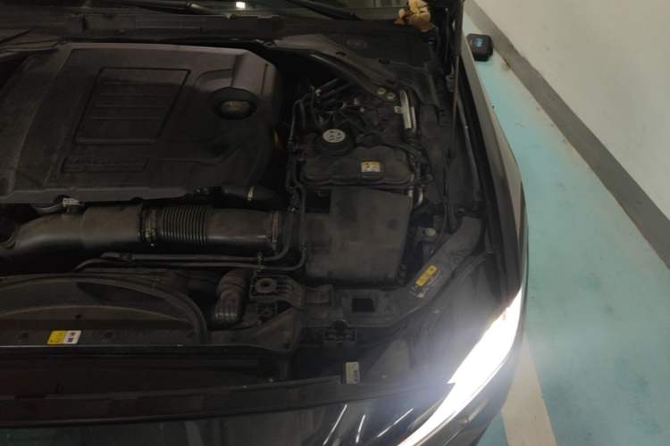 Used Jaguar XEL 2023 2.0T 250 PS R-DYNAMIC S Advanced Sport Edition Engine Bay Left