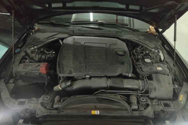 Used Jaguar XEL 2023 2.0T 250 PS R-DYNAMIC S Advanced Sport Edition Engine Bay