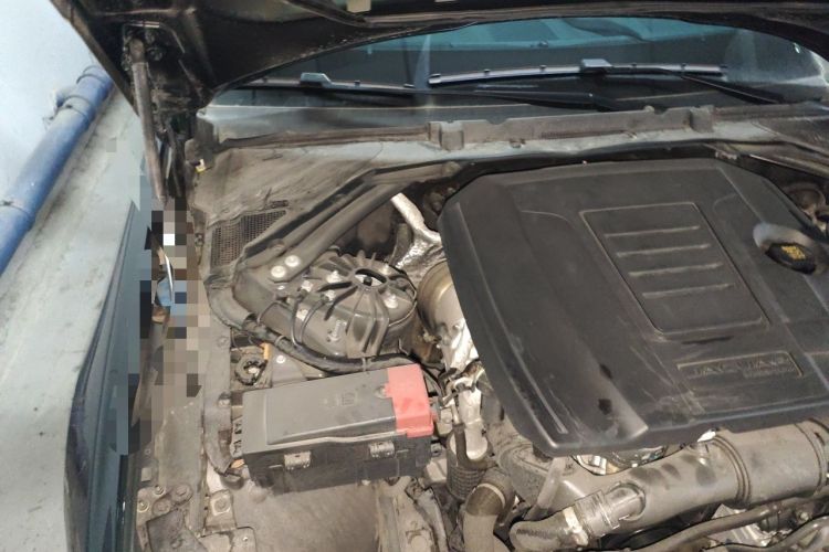 Used Jaguar XEL 2023 2.0T 250 PS R-DYNAMIC S Advanced Sport Edition Engine Bay Right