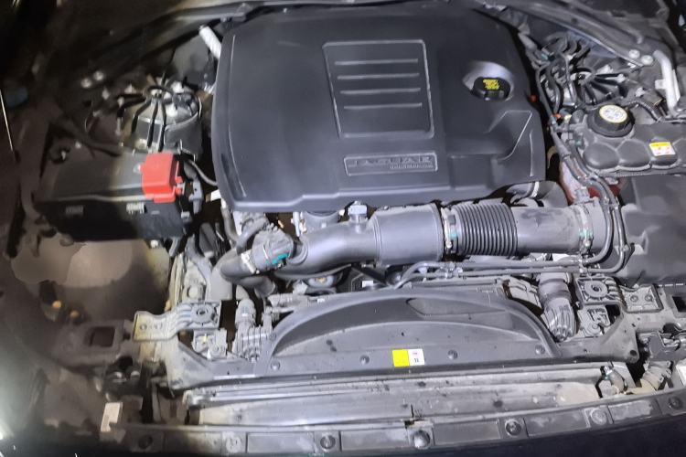 Used Jaguar XEL 2023 2.0T 250 PS R-DYNAMIC S Advanced Sport Edition Engine Bay