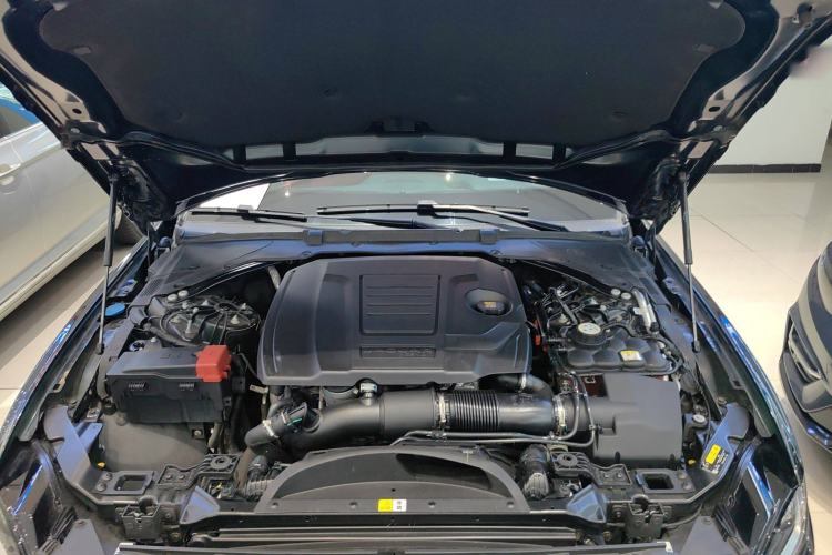 Used Jaguar XEL 2023 2.0T 250 PS R-DYNAMIC S Advanced Sport Edition Engine Bay