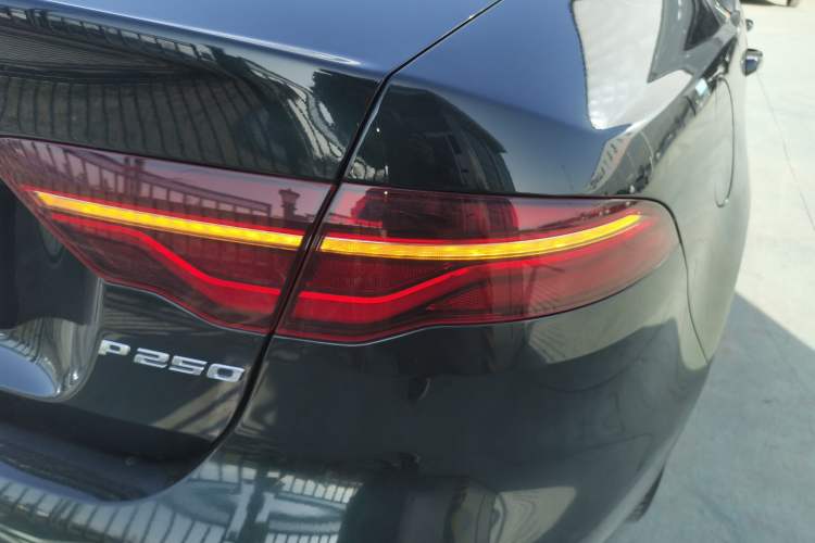 Used Jaguar XEL 2023 2.0T 250 PS R-DYNAMIC S Advanced Sport Edition Exterior 6