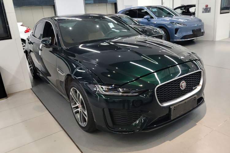 Used Jaguar XEL 2023 2.0T 250 PS R-DYNAMIC S Advanced Sport Edition Front Right 45 Deg