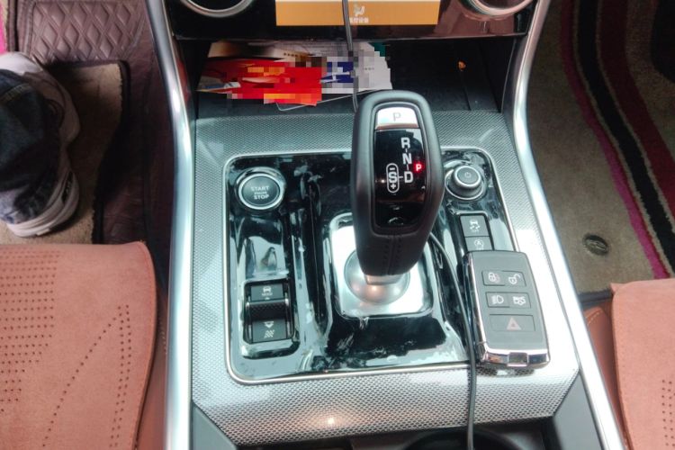 Used Jaguar XEL 2023 2.0T 250 PS R-DYNAMIC S Advanced Sport Edition Gear Lever