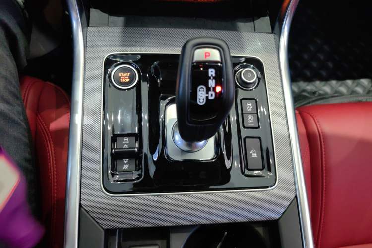 Used Jaguar XEL 2023 2.0T 250 PS R-DYNAMIC S Advanced Sport Edition Gear Lever