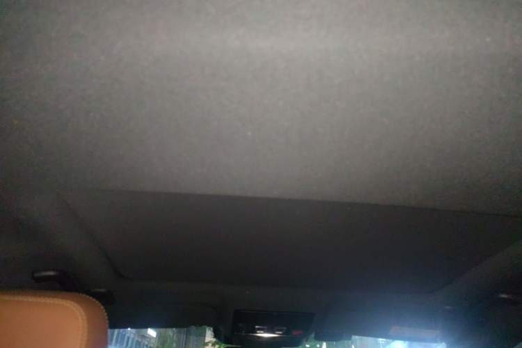Used Jaguar XEL 2023 2.0T 250 PS R-DYNAMIC S Advanced Sport Edition Headliner