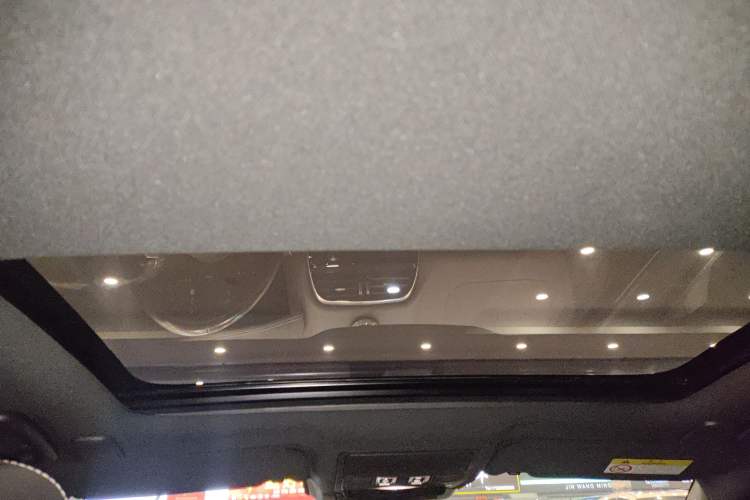 Used Jaguar XEL 2023 2.0T 250 PS R-DYNAMIC S Advanced Sport Edition Headliner