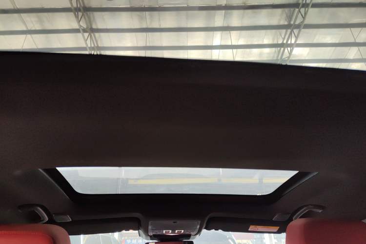 Used Jaguar XEL 2023 2.0T 250 PS R-DYNAMIC S Advanced Sport Edition Headliner