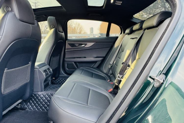 Used Jaguar XEL 2023 2.0T 250 PS R-DYNAMIC S Advanced Sport Edition Interior 1
