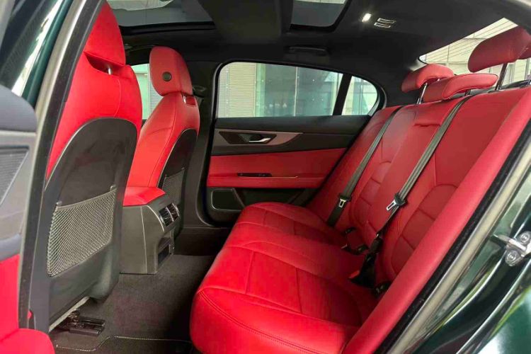 Used Jaguar XEL 2023 2.0T 250 PS R-DYNAMIC S Advanced Sport Edition Interior 6