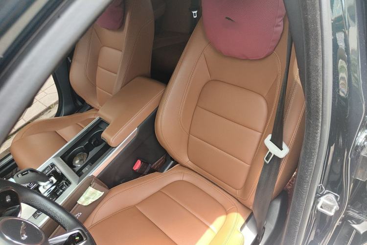 Used Jaguar XEL 2023 2.0T 250 PS R-DYNAMIC S Advanced Sport Edition Left Front Seat
