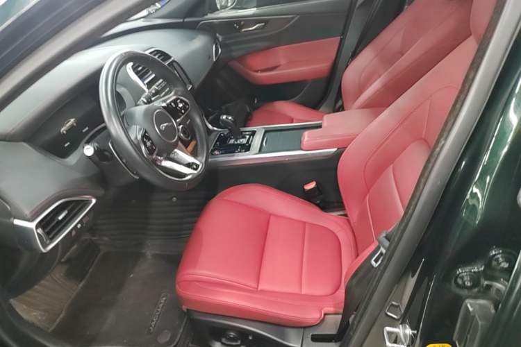 Used Jaguar XEL 2023 2.0T 250 PS R-DYNAMIC S Advanced Sport Edition Left Front Seat