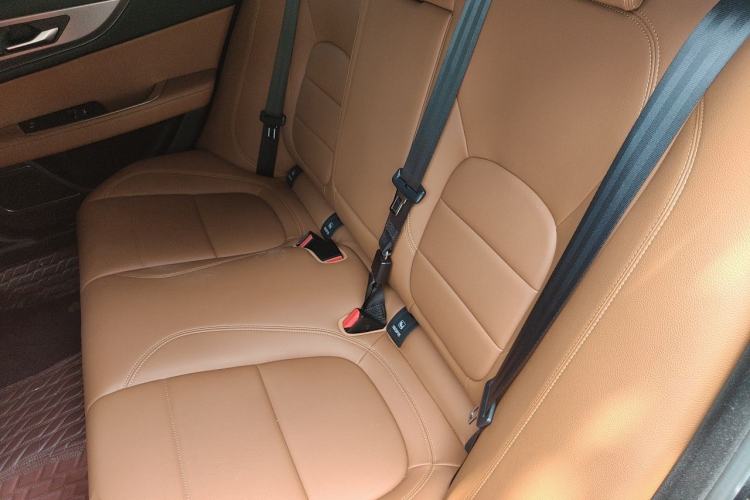 Used Jaguar XEL 2023 2.0T 250 PS R-DYNAMIC S Advanced Sport Edition Left Rear Seat
