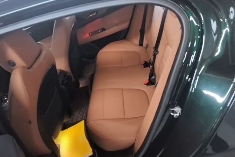 Used Jaguar XEL 2023 2.0T 250 PS R-DYNAMIC S Advanced Sport Edition Left Rear Seat