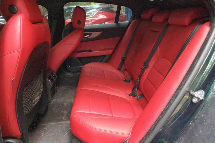 Used Jaguar XEL 2023 2.0T 250 PS R-DYNAMIC S Advanced Sport Edition Left Rear Seat