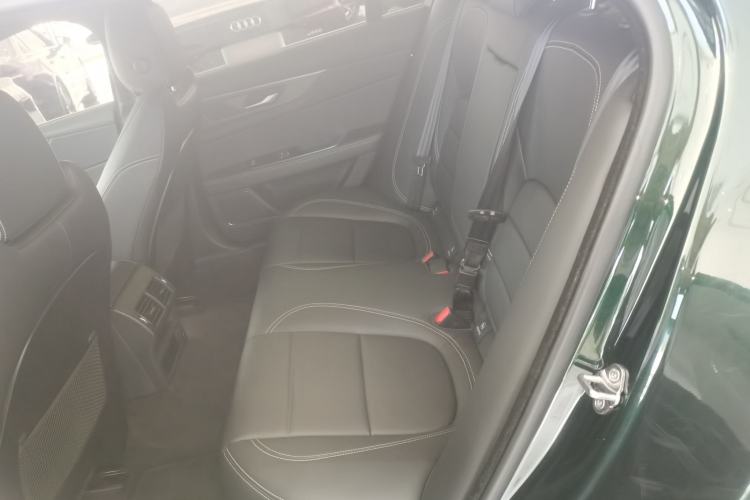 Used Jaguar XEL 2023 2.0T 200 PS R-DYNAMIC Youth Sports Edition Left Rear Seat