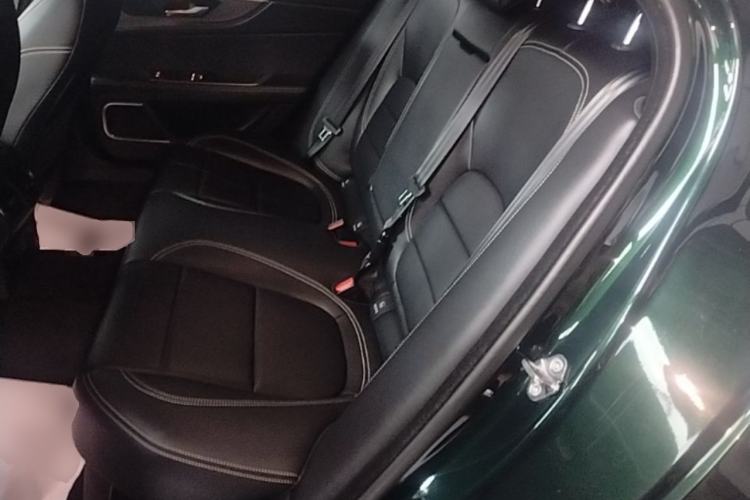 Used Jaguar XEL 2023 2.0T 250 PS R-DYNAMIC S Advanced Sport Edition Left Rear Seat