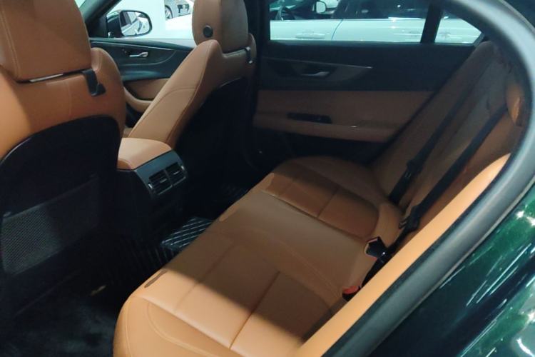 Used Jaguar XEL 2023 2.0T 250 PS R-DYNAMIC S Advanced Sport Edition Left Rear Seat