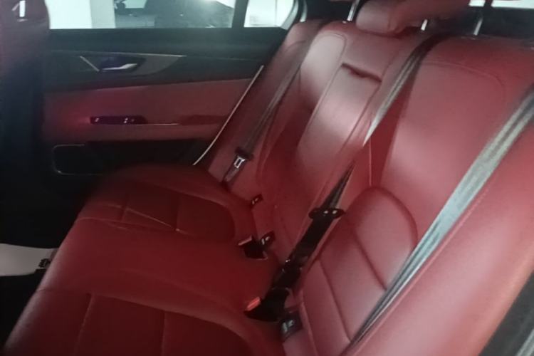 Used Jaguar XEL 2023 2.0T 250 PS R-DYNAMIC S Advanced Sport Edition Left Rear Seat