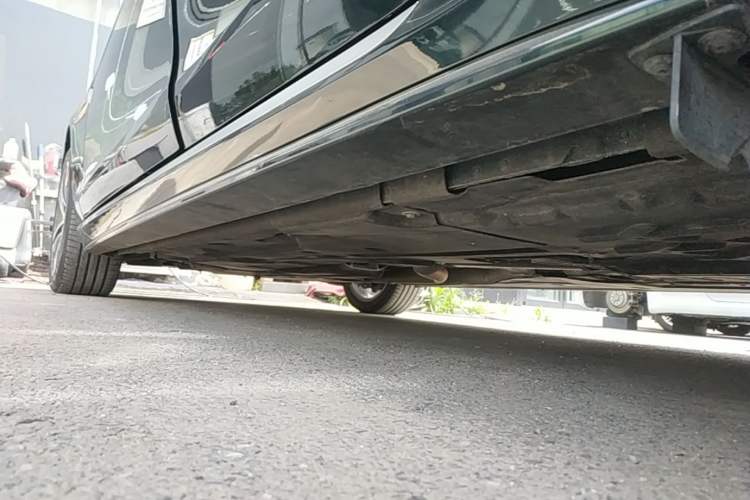 Used Jaguar XEL 2023 2.0T 250 PS R-DYNAMIC S Advanced Sport Edition Left Side Sill