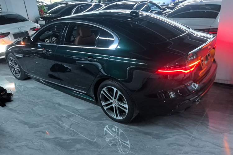 Used Jaguar XEL 2023 2.0T 250 PS R-DYNAMIC S Advanced Sport Edition Rear Left 45 Deg