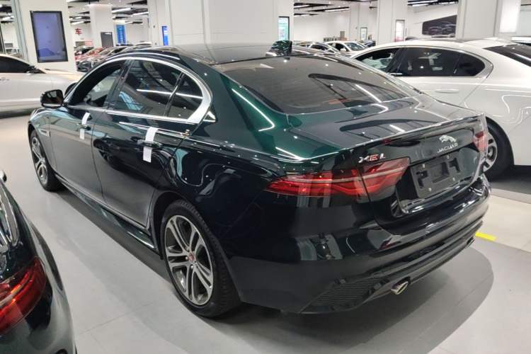 Used Jaguar XEL 2023 2.0T 250 PS R-DYNAMIC S Advanced Sport Edition Rear Left 45 Deg