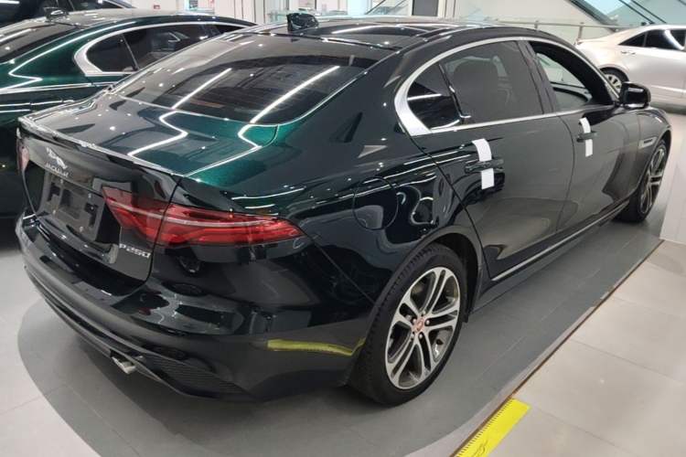 Used Jaguar XEL 2023 2.0T 250 PS R-DYNAMIC S Advanced Sport Edition Rear Right 45 Deg