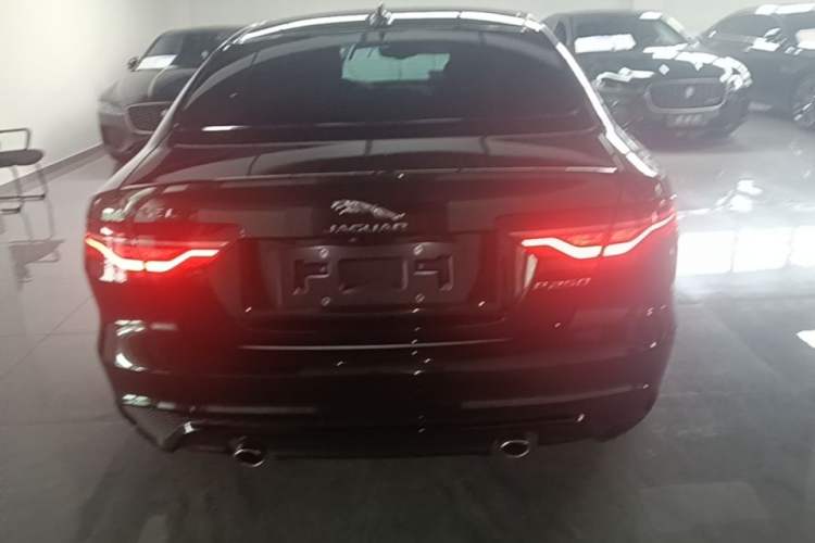 Used Jaguar XEL 2023 2.0T 250 PS R-DYNAMIC S Advanced Sport Edition Rear
