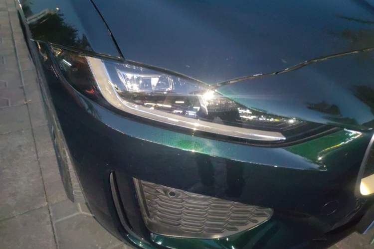 Used Jaguar XEL 2023 2.0T 250 PS R-DYNAMIC S Advanced Sport Edition Right Front Headlight