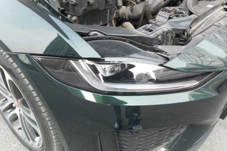 Used Jaguar XEL 2023 2.0T 250 PS R-DYNAMIC S Advanced Sport Edition Right Front Headlight
