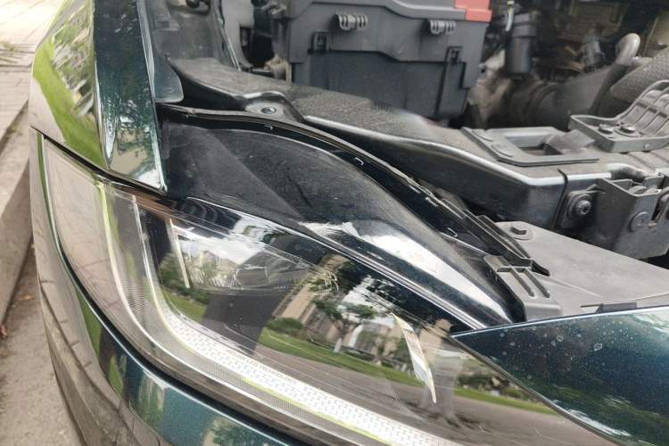 Used Jaguar XEL 2023 2.0T 250 PS R-DYNAMIC S Advanced Sport Edition Right Front Headlight