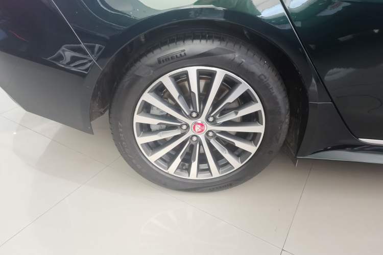 Used Jaguar XEL 2023 2.0T 200 PS R-DYNAMIC Youth Sports Edition Right Rear Wheel Hub