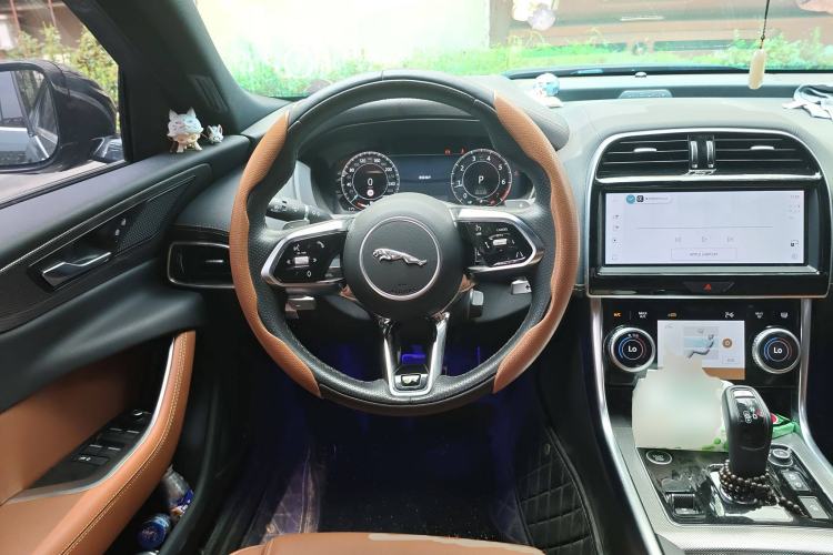Used Jaguar XEL 2023 2.0T 250 PS R-DYNAMIC S Advanced Sport Edition Steering Wheel