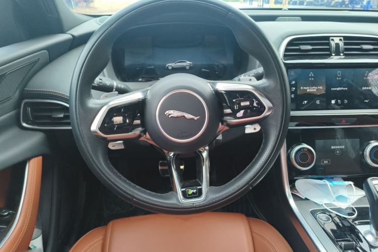 Used Jaguar XEL 2023 2.0T 250 PS R-DYNAMIC S Advanced Sport Edition Steering Wheel