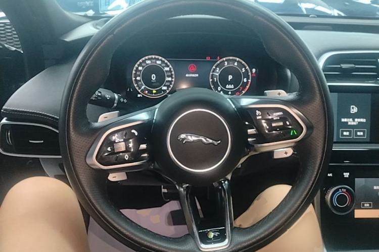 Used Jaguar XEL 2023 2.0T 250 PS R-DYNAMIC S Advanced Sport Edition Steering Wheel