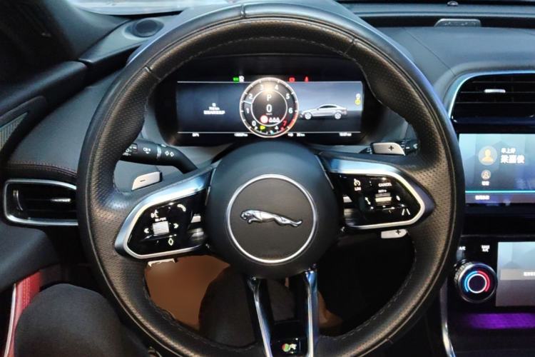 Used Jaguar XEL 2023 2.0T 250 PS R-DYNAMIC S Advanced Sport Edition Steering Wheel